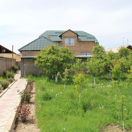 Guest House Semetei Bokonbayevo Esterno foto