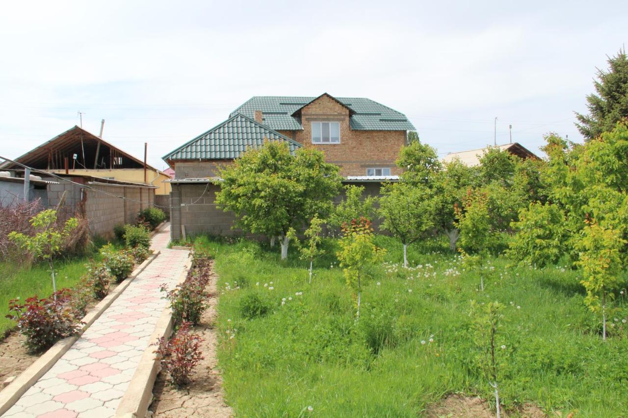 Guest House Semetei Bokonbayevo Esterno foto